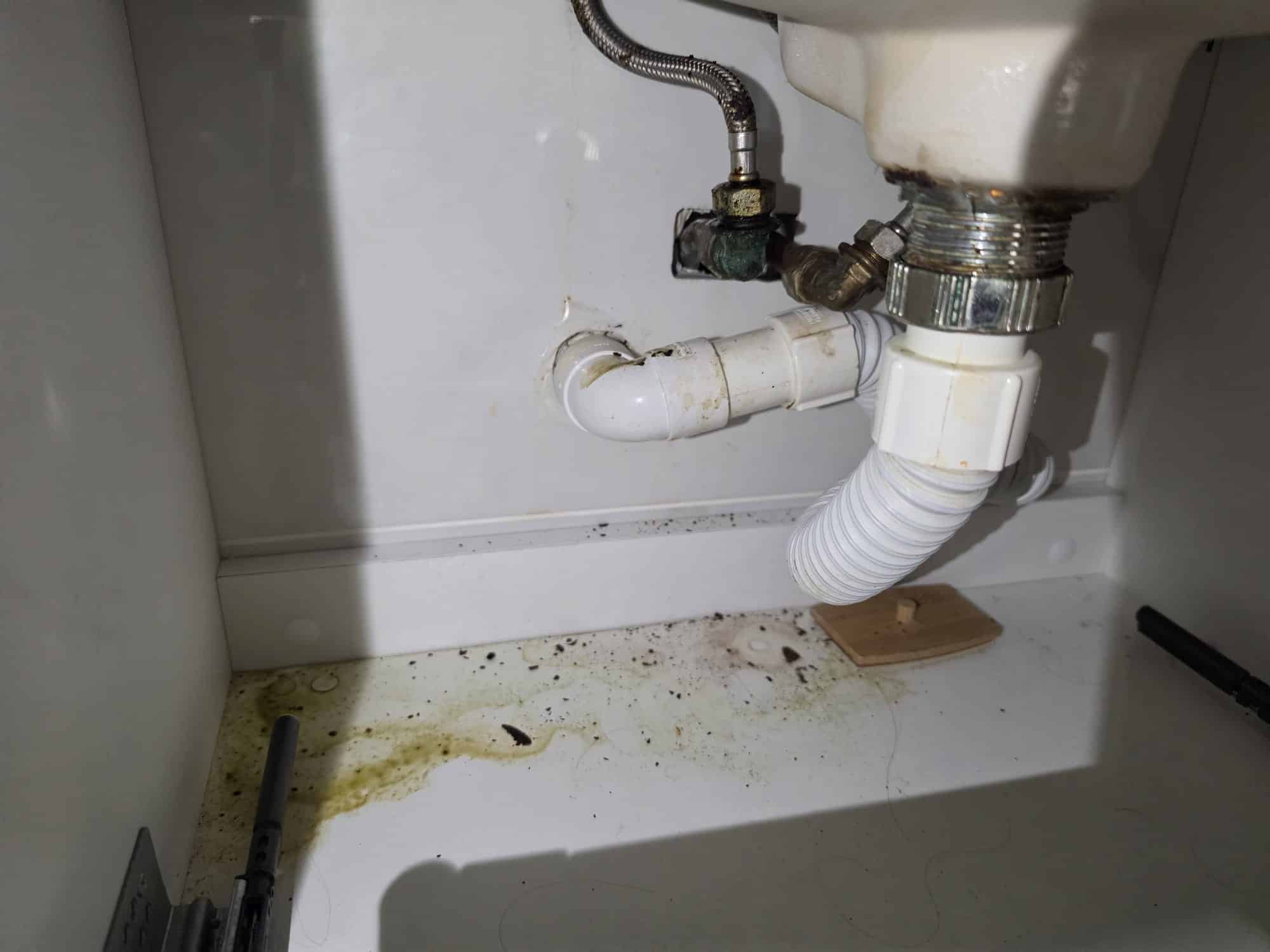 Emergency plumber in Dublin 14 attending an urgent plumbing call