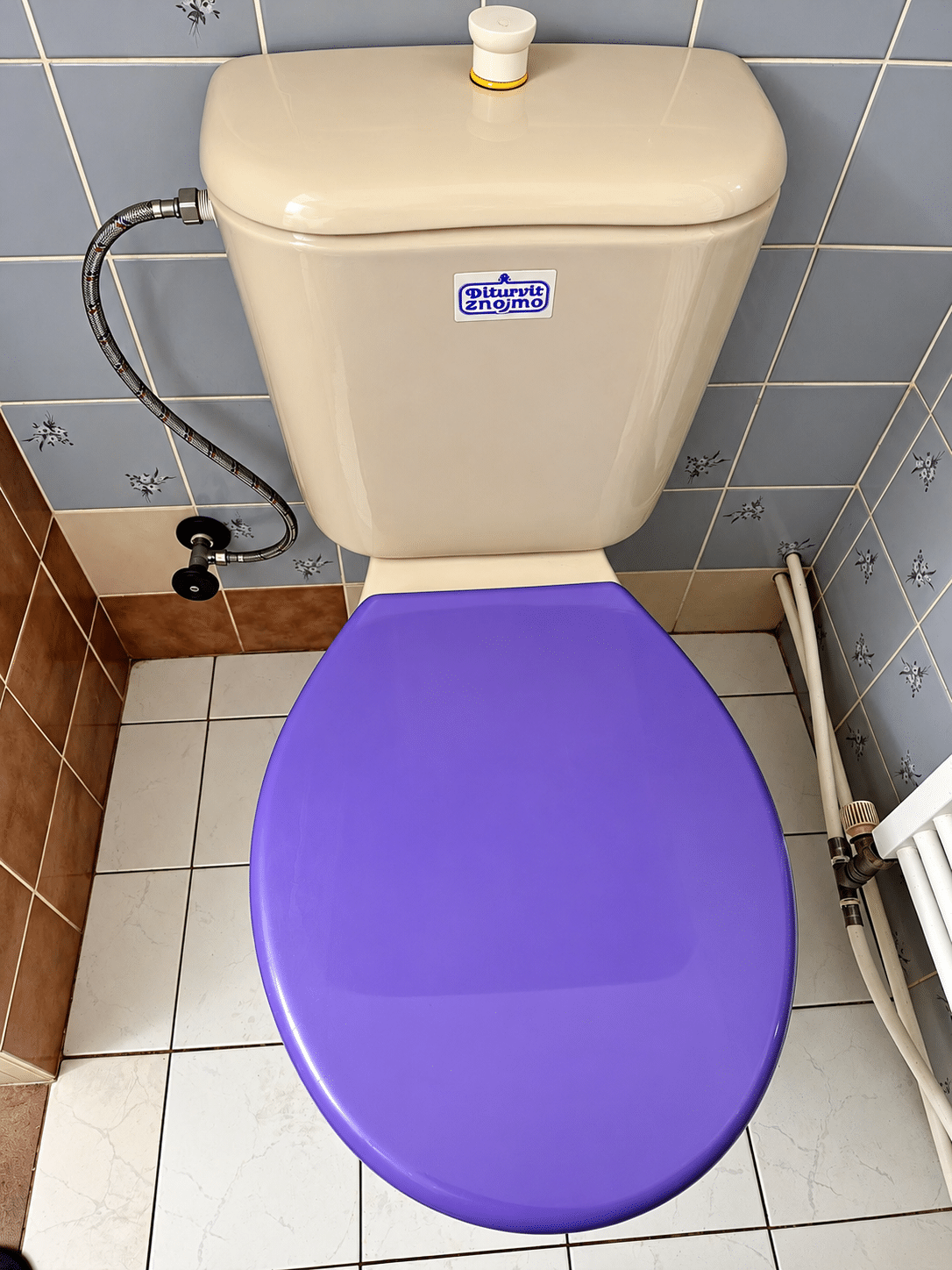 Emergency plumber in Kimmage replacing a leaking valve in a family home